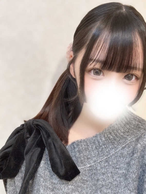 Super（シューペル） yuina ゆいな